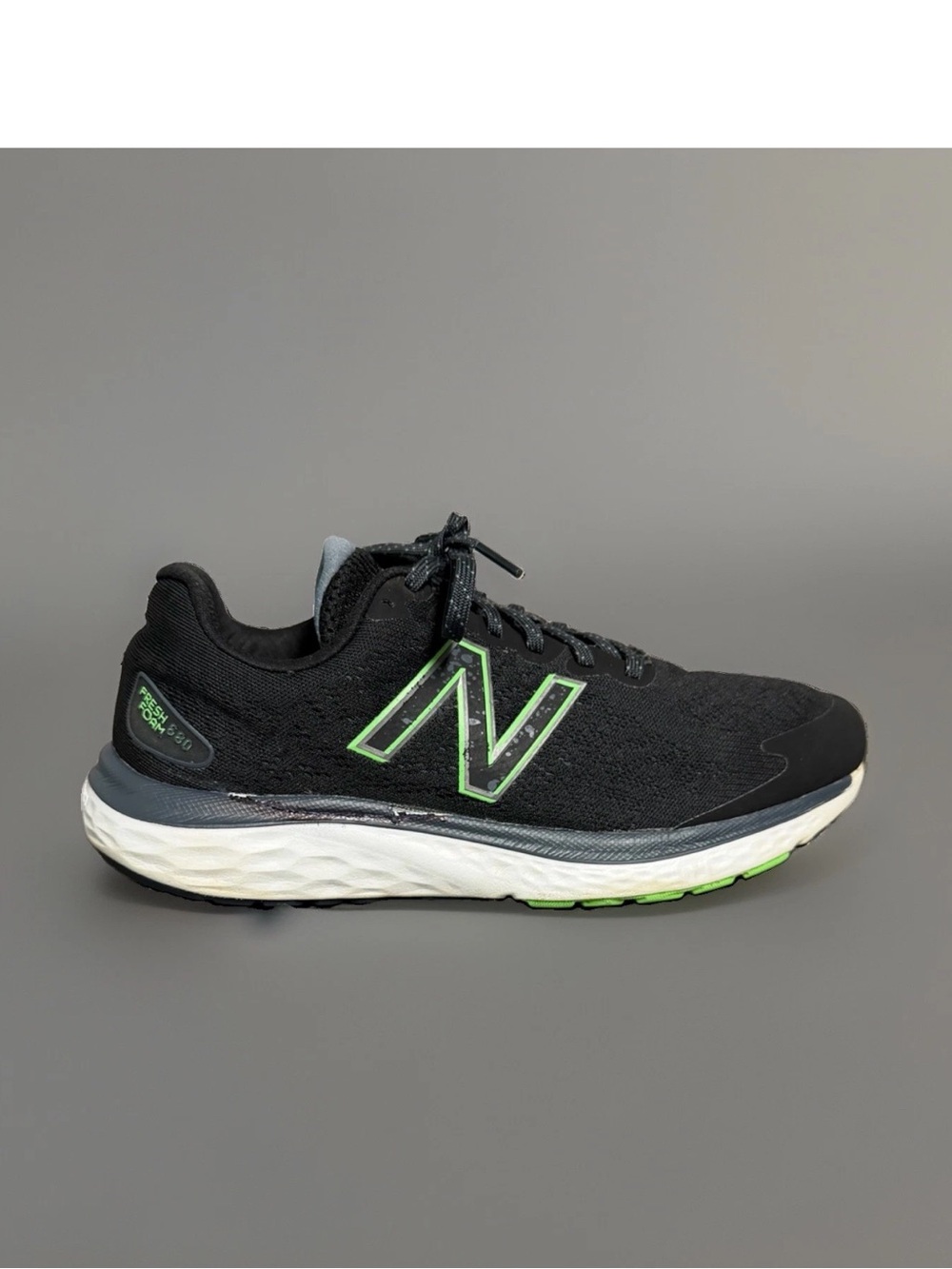 New Balance Fresh Foam 680v7 Mens Sneakers Black Size 10D